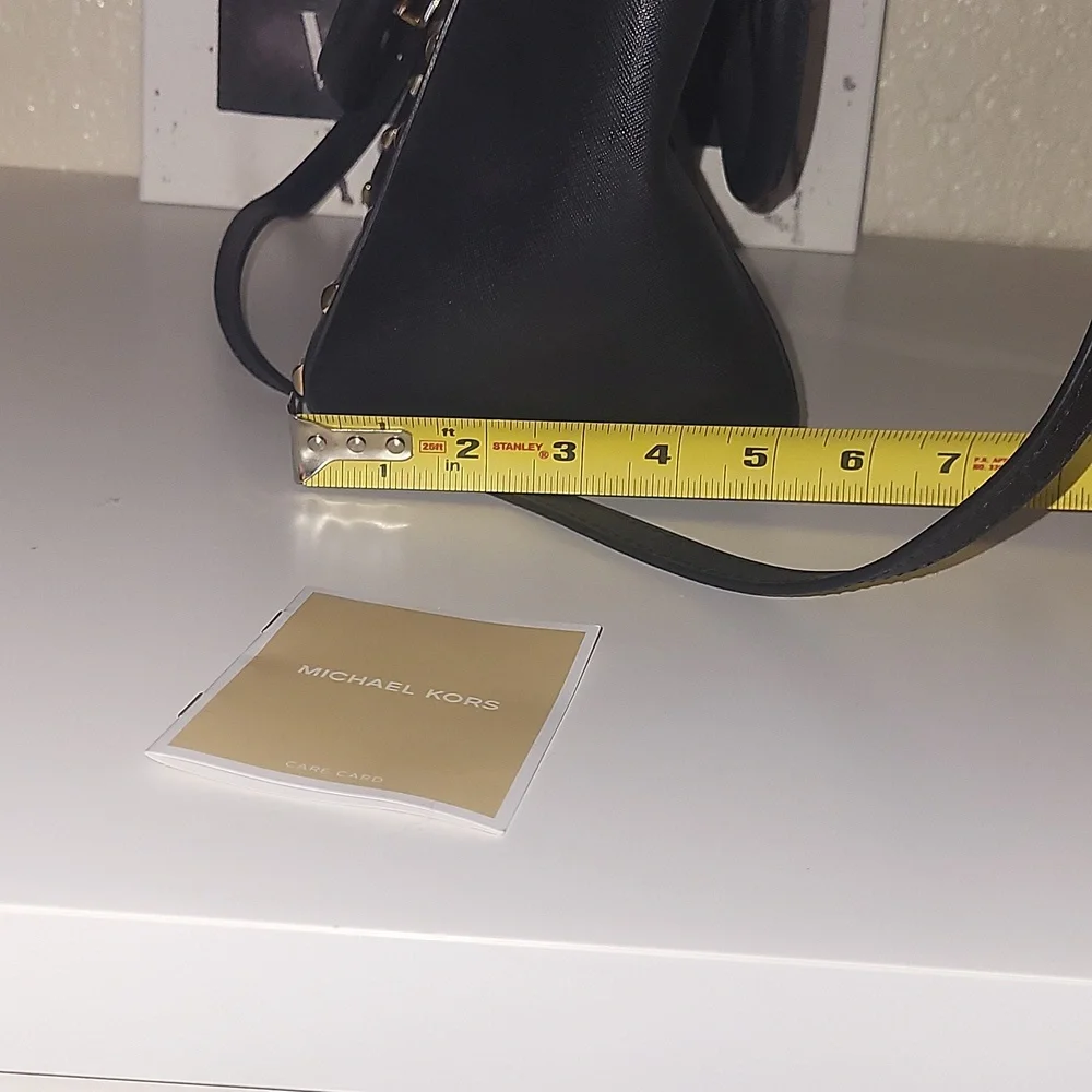 Michael Michael Kors Sandrine black saffiano leather gold stud LG to… - Picture 9 of 12